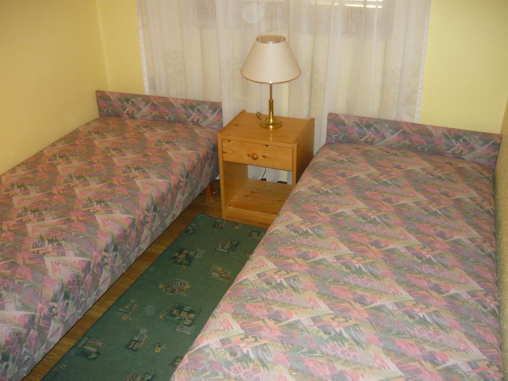 Ferienwohnung Kaman Pince Alsópáhok Zimmer foto