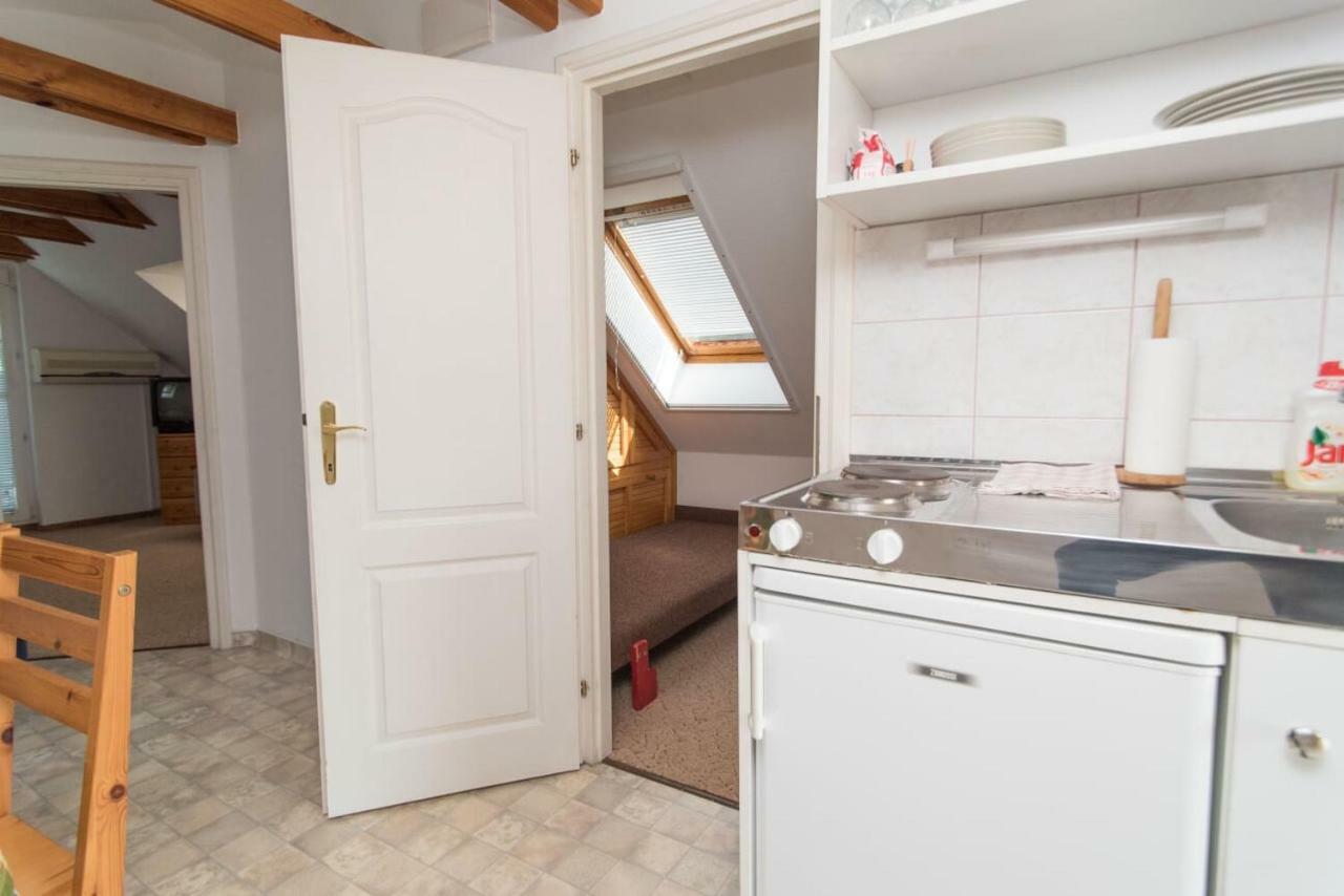 Ferienwohnung Kaman Pince Alsópáhok Exterior foto